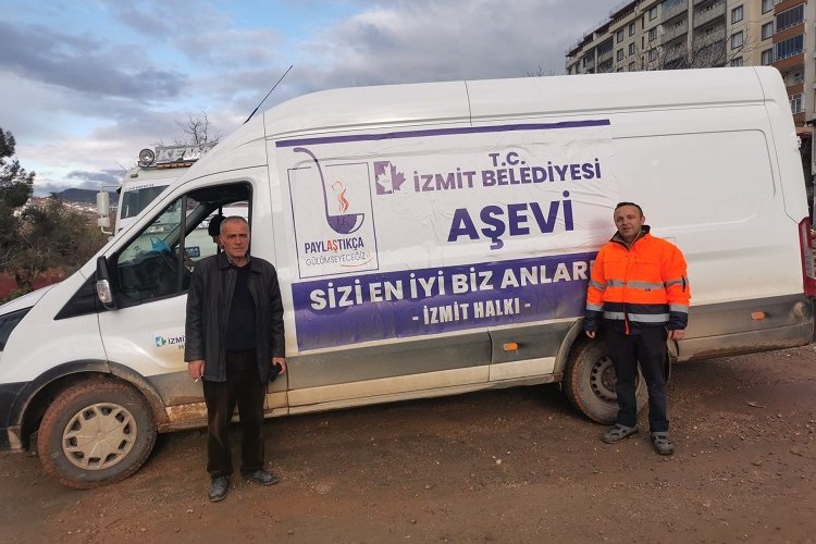 Depremzedeler İzmit Belediyesini unutmadı