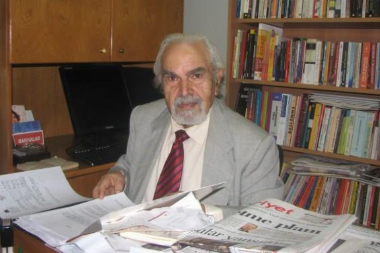 Dr. Erdal Atabek vefat etti