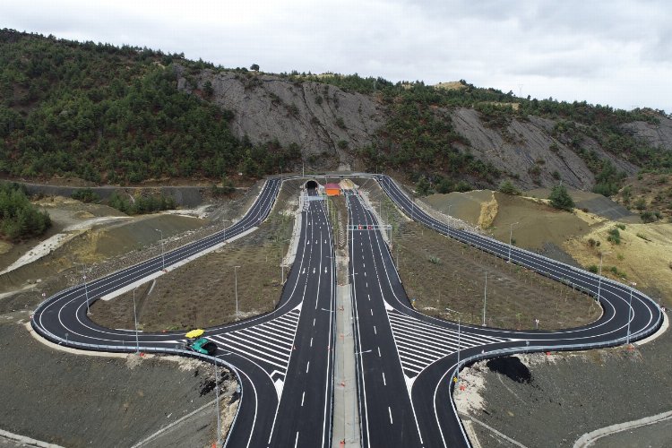 Edebiyat Yolu seyahati kısalttığı gibi tasarruf da sağladı