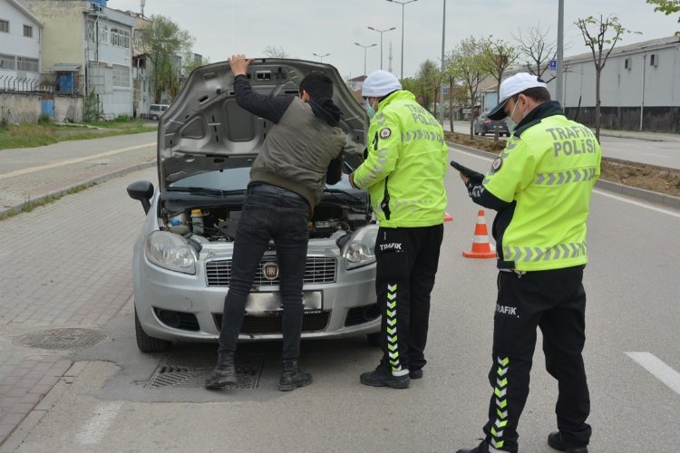 Emniyet'ten eş zamanlı plaka denetimi