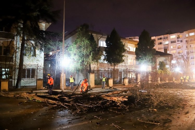 Eskişehir Büyükşehir'den büyük tehlikelere karşı önlem