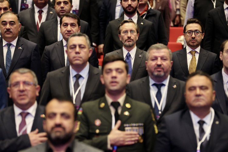 Fahrettin Altun: "Türkiye, Azerbaycan'la enformasyonda da ciddi işbirliği yürüttü"