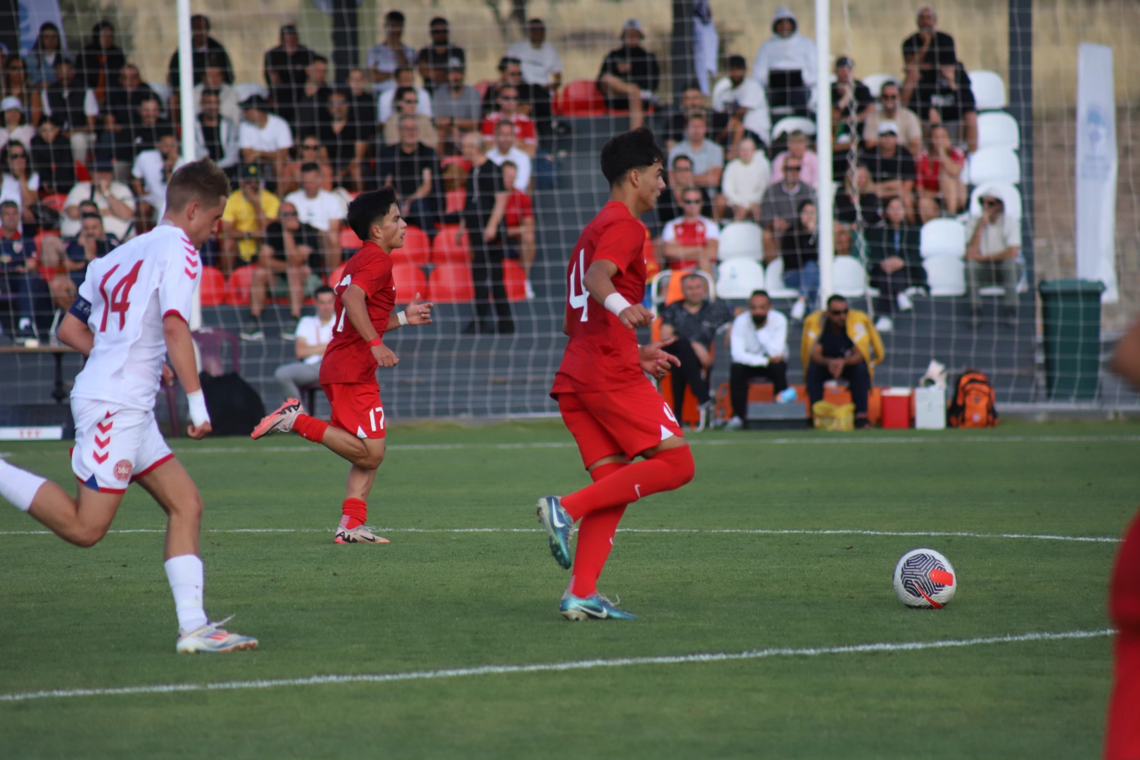 Futbolun kalbi, Erciyes Yüksek İrtifa Kamp Merkezi’nde atıyor