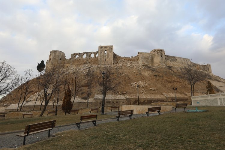 Gaziantep'te 'Bilim Kurulu' hasarlı binalar için toplandı