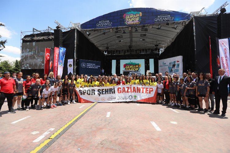 Gaziantep'te yetenekli sporcular ilgili branşlara yönlendirilecek