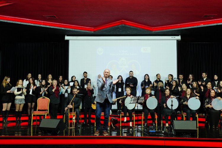 Gelişim Üniversitesi nde Gençleşen Türküler coşkusu