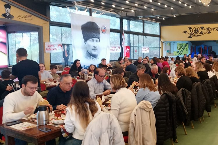 Genel Sağlık İş Edirne Şubesi’in kahvaltısına büyük ilgi