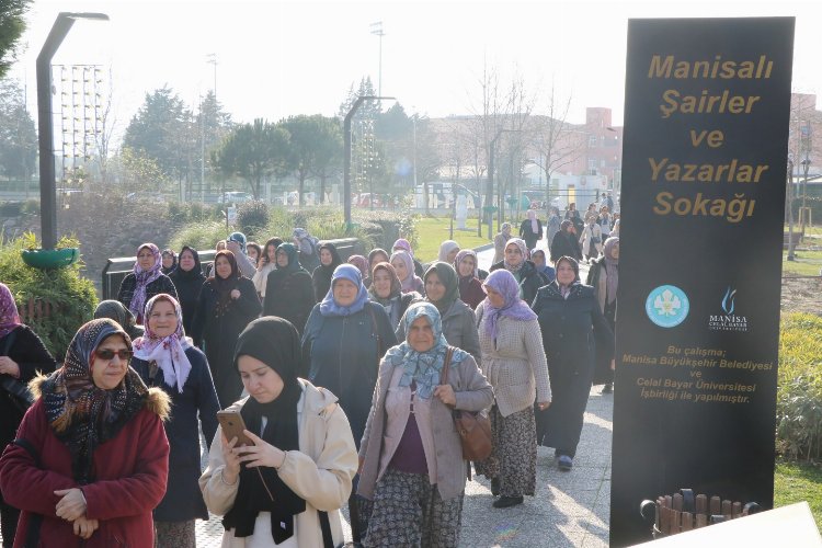 Gördesli kadınlar Manisa'da ağırlandı