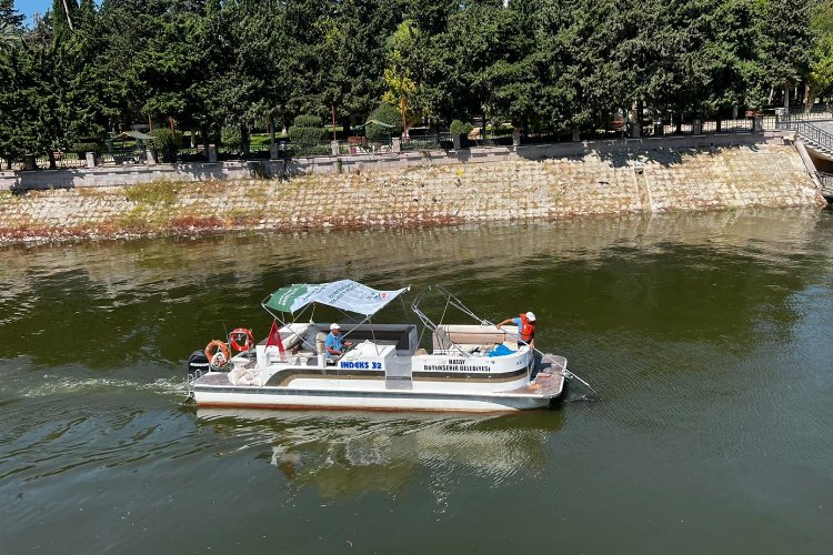 Hatay'da Asi Nehri'nin temizliğine kollar sıvandı