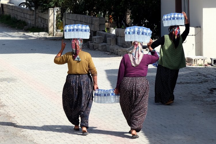 Hatay'da bir günde 95 bin litre su ulaştırıldı