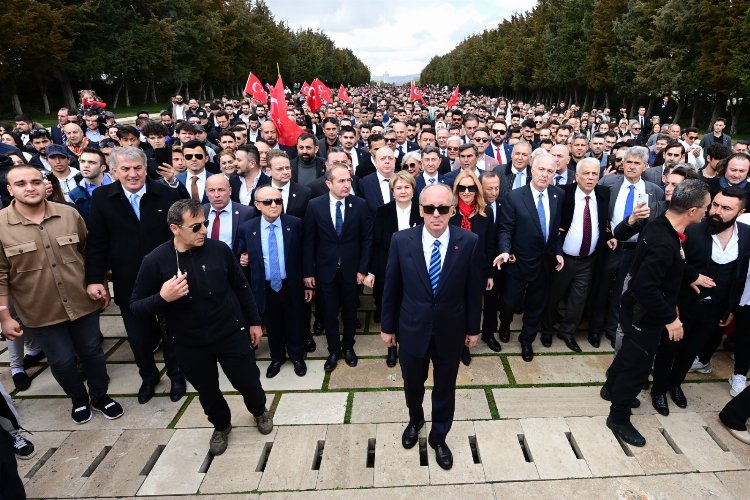 İnce startı Anıtkabir'den verdi