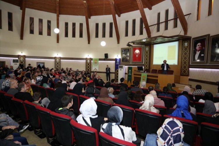 İnegöl'de Aile Okulu Eğitimleri seminerle başladı