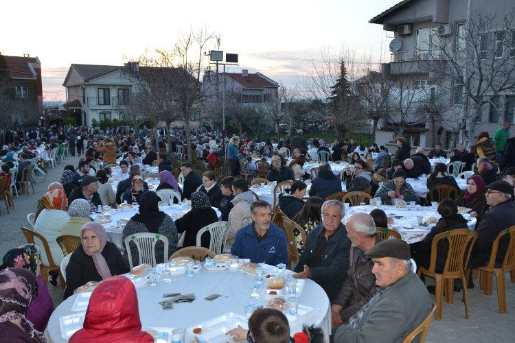 İş İnsanı Mehmet Emin Meriç’in Keşan iftarı gerçekleştirildi