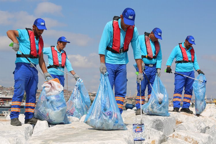 İstanbul'da bayram tatilinde 1.440 ton çöp toplandı