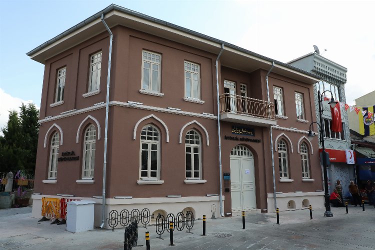 İstanbul Eyüpsultan'da tarihi karakol 'İstiklal Kütüphanesi'ne dönüştü