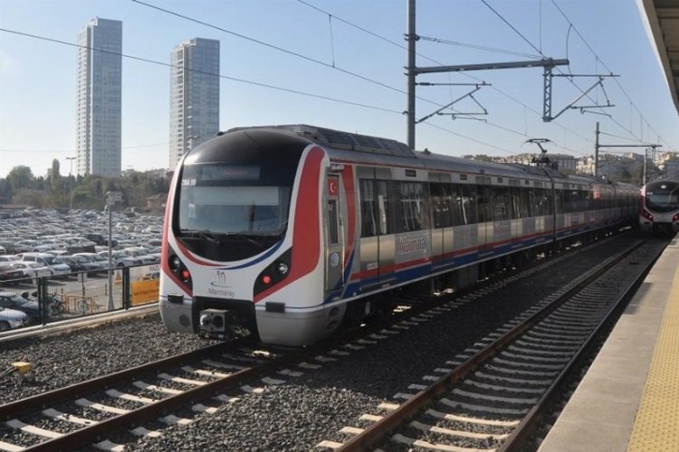 İstanbul Marmaray'a hafta sonu saat ayarı