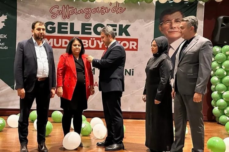 İstanbul Sultangazi'de AK Parti'den Gelecek'e katılım