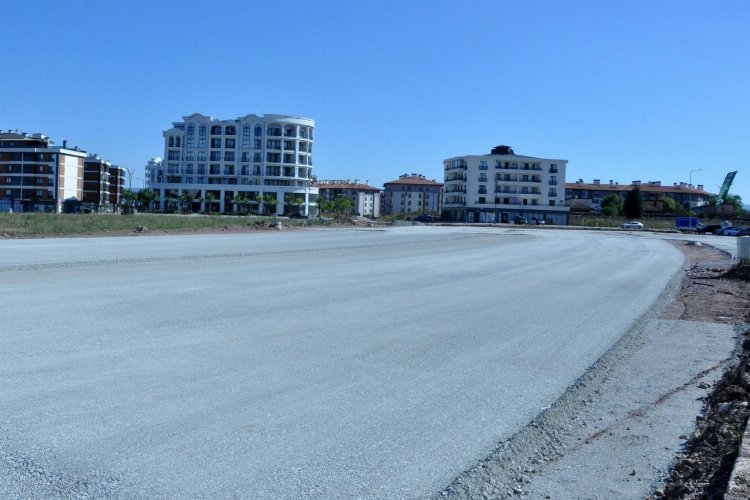 Kartepe Kent Meydanı'na 446 araçlık otopark