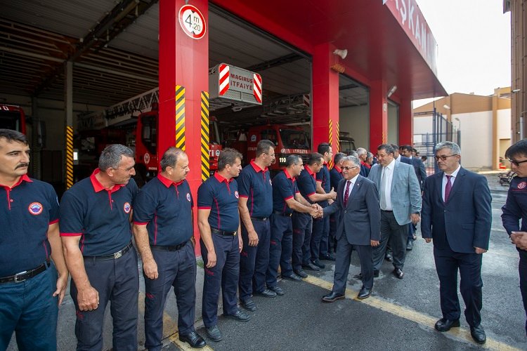 Kayseri Büyükşehir'den fazla mesai