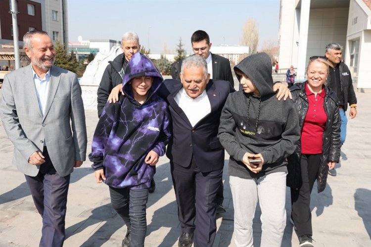 Kayseri'de depremzede öğrenciye ücretsiz ulaşım