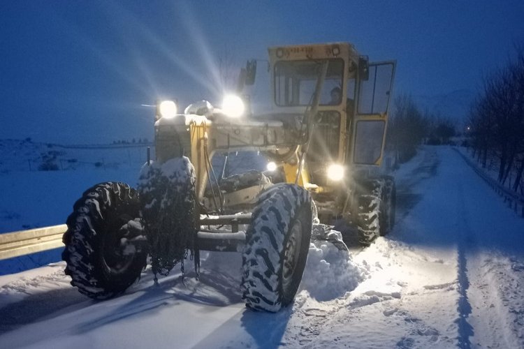 Kayseri'de kapanan yollar açılıyor