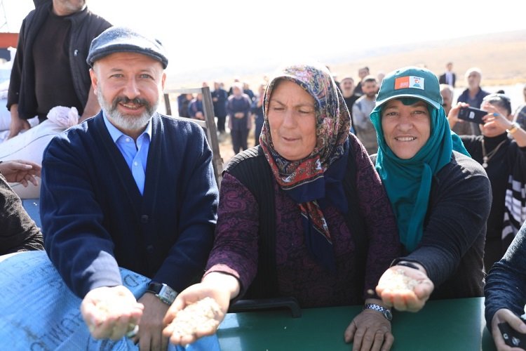 Kayseri Kocasinan kadınların yanında