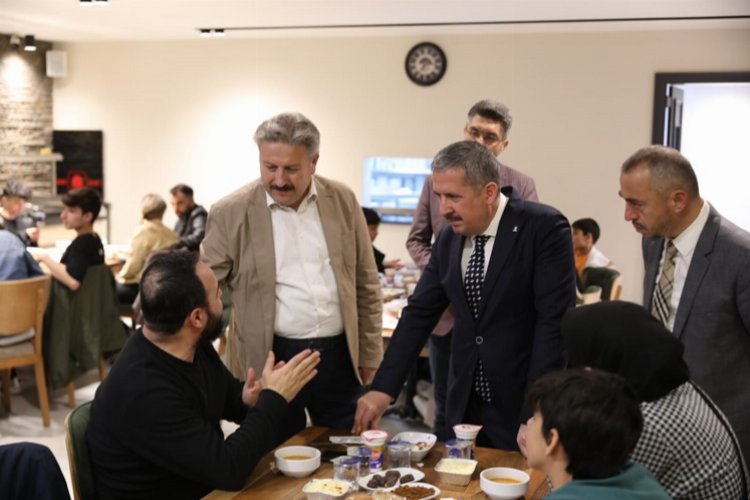 Kayseri Melikgazi'de depremzedeler için iftar programı