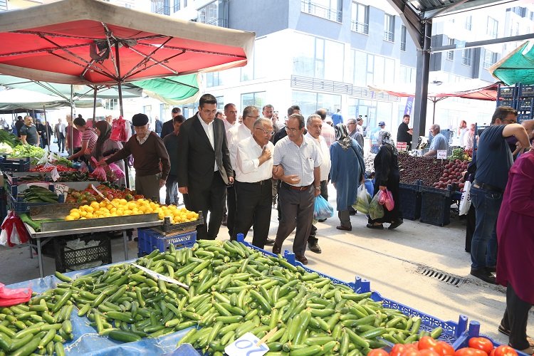 Kayseri Talas Anayurt Pazar Yeri'ne protokolden ziyaret