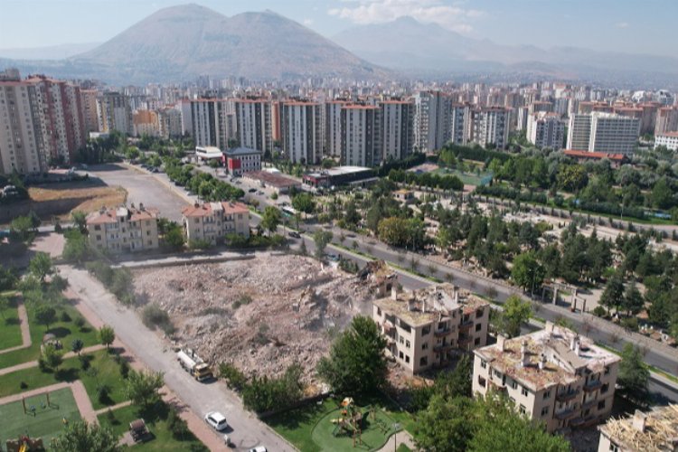 Kayseri Talas'ta dönüşüm devam ediyor