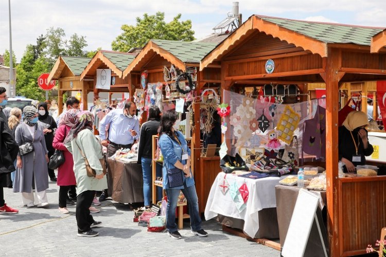 Kayseri Talas'ta 'Maharetli Eller' yaz ayını bekliyor