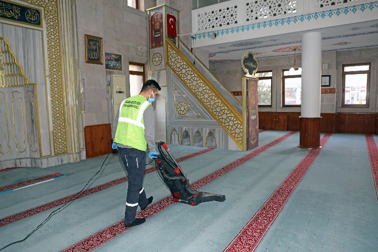 Kayseri Talas'ta temizlik çalışması