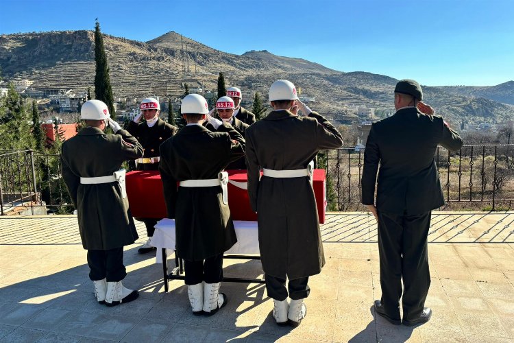 Kıbrıs gazisi Yeşilli'de son yolculuğuna uğurlandı