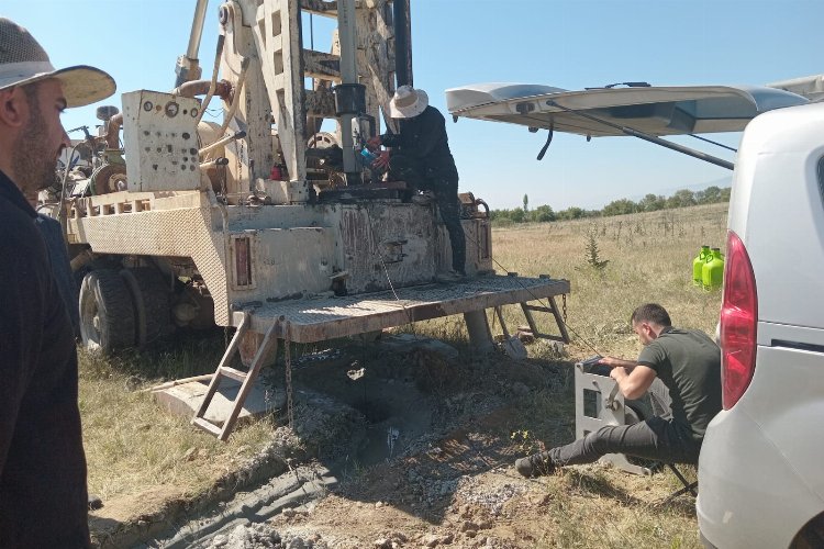 Kepenekli’de bir sondaj kuyusu daha açıldı