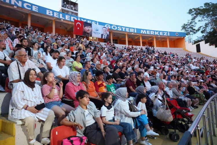 "Keşanlı Ali Destanı" Derince'de izleyicileriyle buluştu