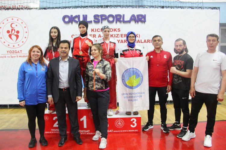 Kick Boks'tan Kütahya'ya 2 madalya