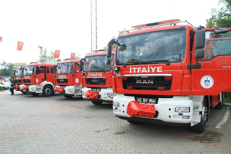 Kocaeli Büyükşehir bayramda görev başında