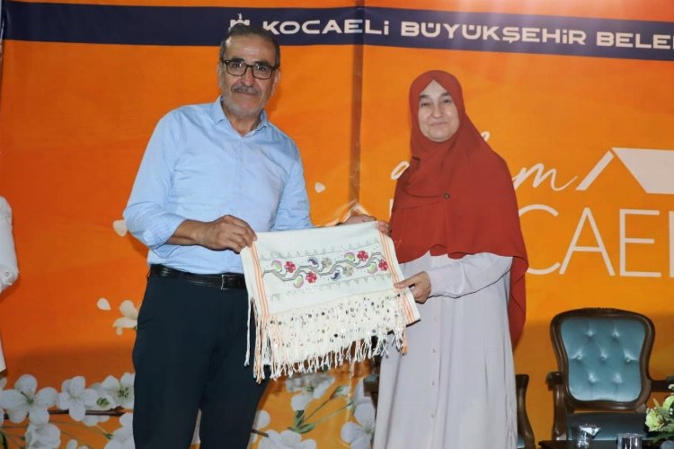 Kocaeli'de 'aile' vurgusu... "Aile insan olmamızın beşiğidir"