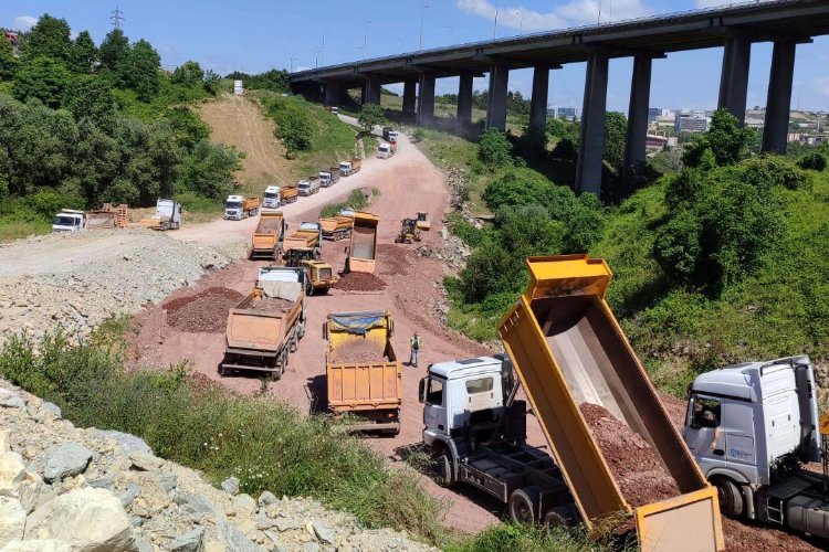 Kocaeli'de hummalı yol çalışması