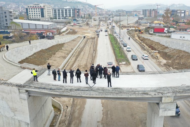 Kocaeli'de ulaşımda kilitler tek tek açılıyor