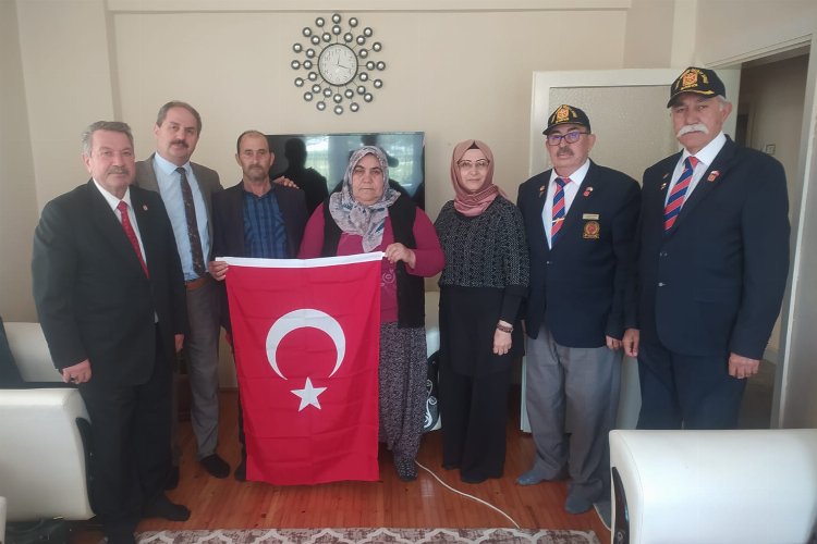 Konya Büyükşehir'den şehit ve gazi ailelerin evlerine ziyaret