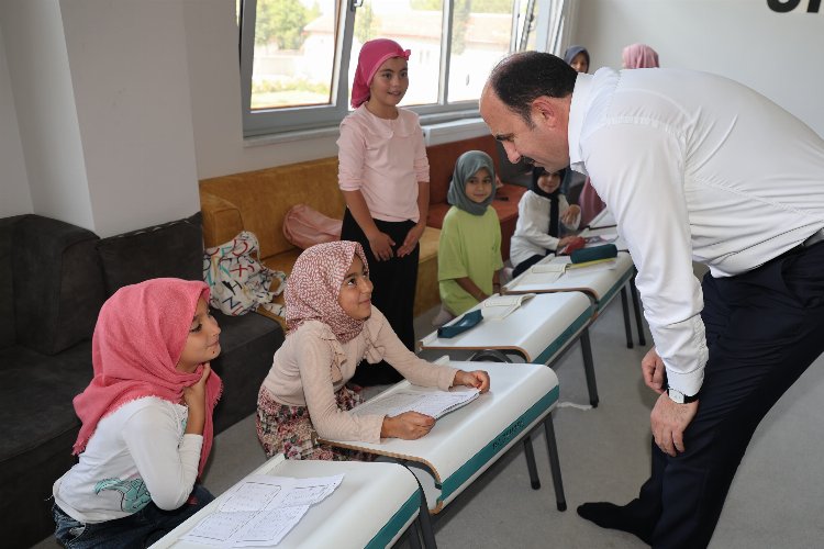 Konya'da Başkan Altay Bilgehane öğrencileriyle buluştu