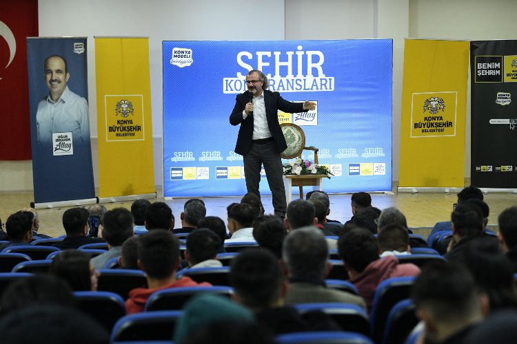 Konya 'Şehir Konferansları'nı sürdürüyor