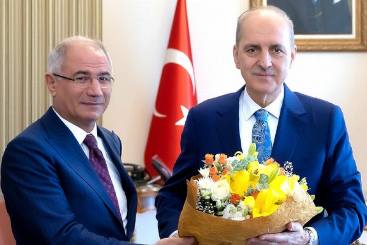 Kurtulmuş, başkanvekilliği görevini Efkan Ala'ya devretti