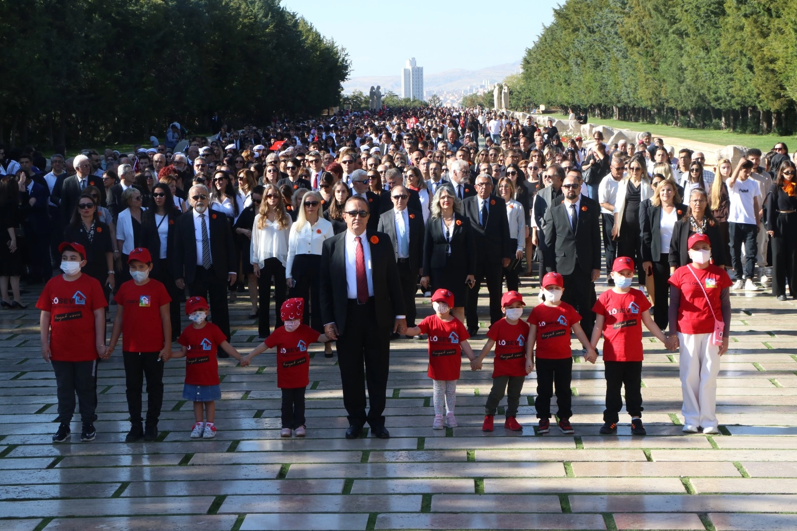 LÖSEV'den Büyük Anıtkabir buluşması