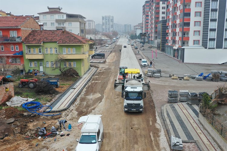 Malatya Büyükşehir'den yol bakım çalışması