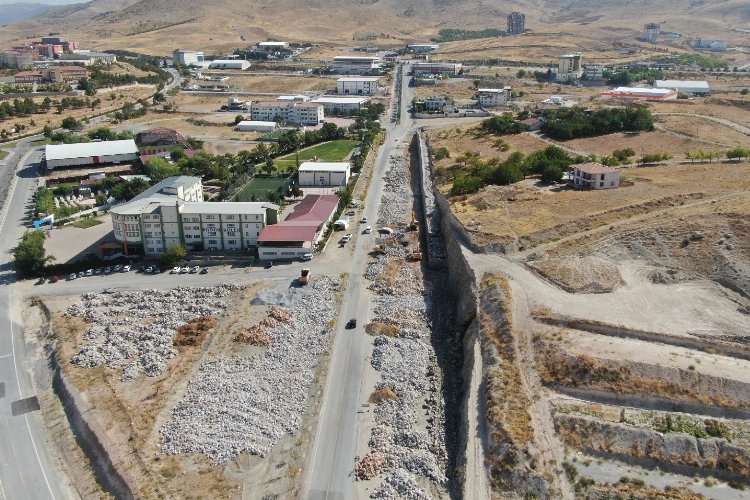 Malatya'da bölge trafiğini rahatlatacak yol ağı