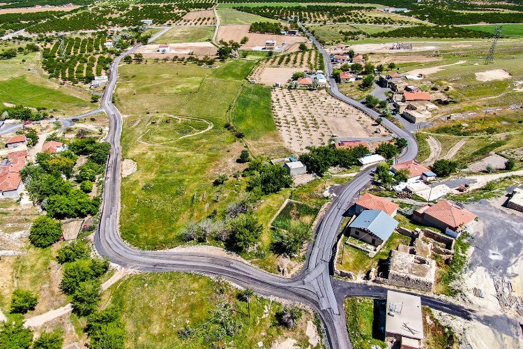 Malatya'da depremde bozulan yollar yenileniyor