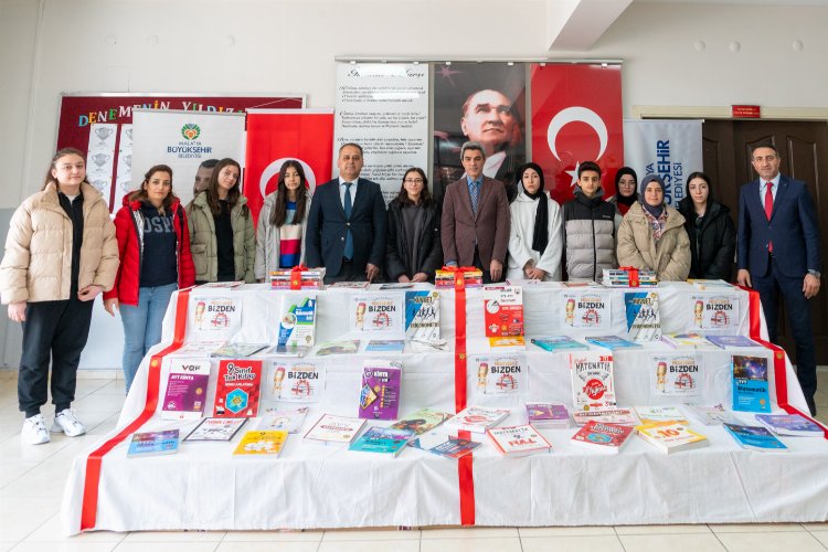 Malatya'da öğrencilere kitap desteği