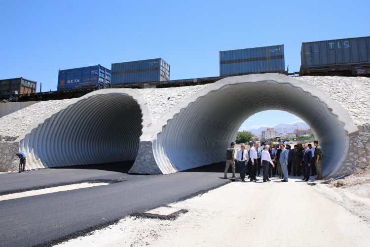 Malatya'da yol aksı ve ulaşıma sağlık ve konfor geliyor