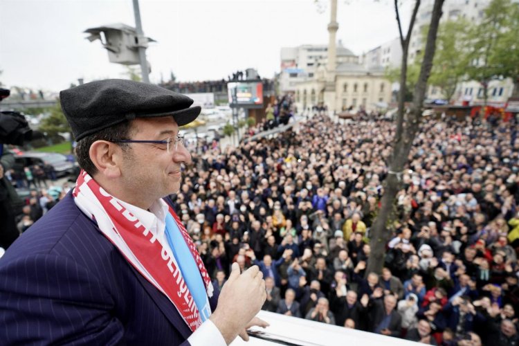 İmamoğlu: "Konuşan gençlik istiyoruz"